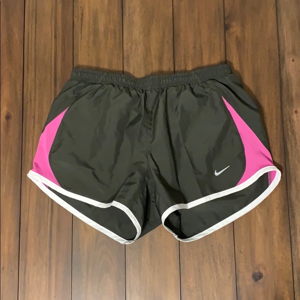 Nike running short